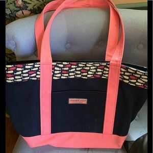 Vineyard Vines tote